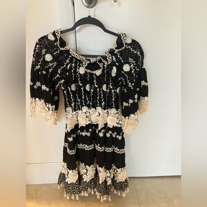 Antica Sartoria Elegant Black and Cream Lace Mini Dress